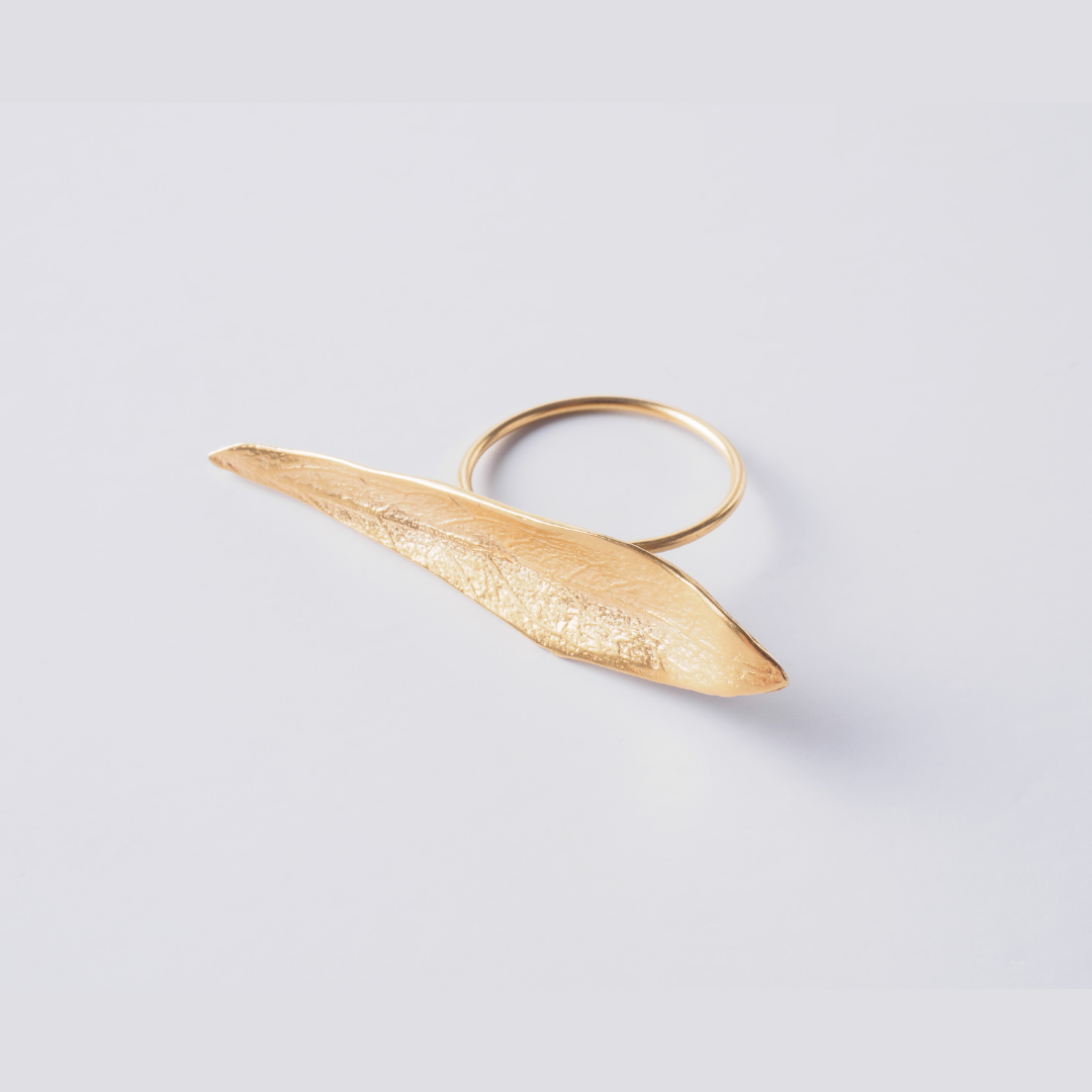agapi-mediterranean-gold-bague-feuille-d-olivier-dor-e-ajustable-argent-925 image 4
