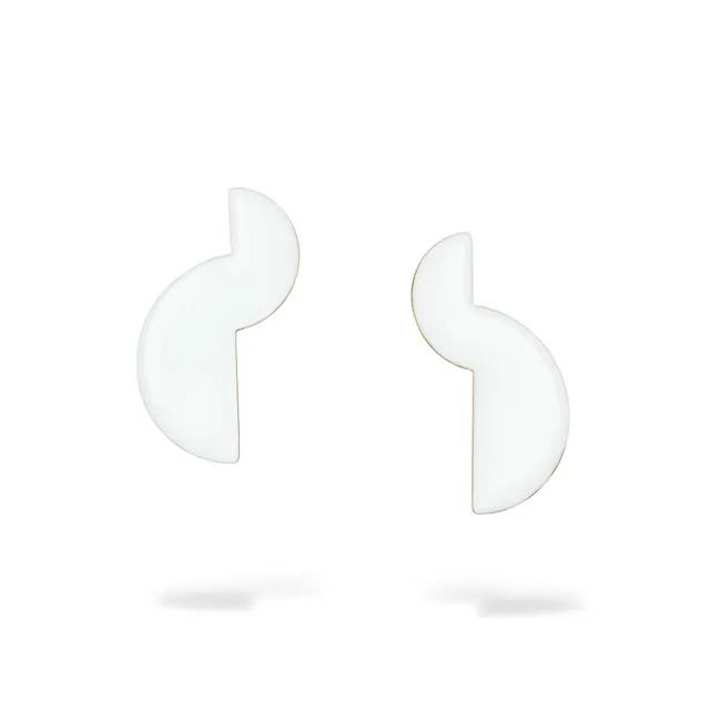 agapi-bau-jewels-balanced-boucles-d-oreilles-mail-blanc image 1