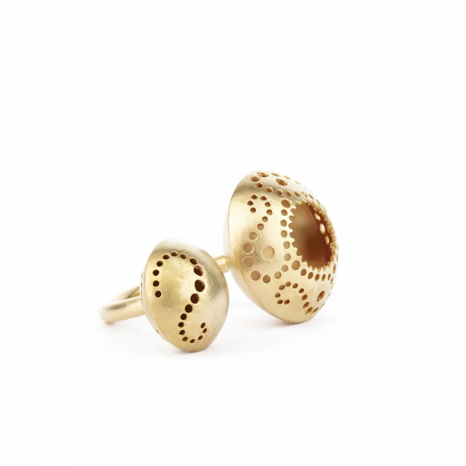 emmanuelle-hamet-jardin-secret-bague-vermeil-ajour-e-ajustable image 1