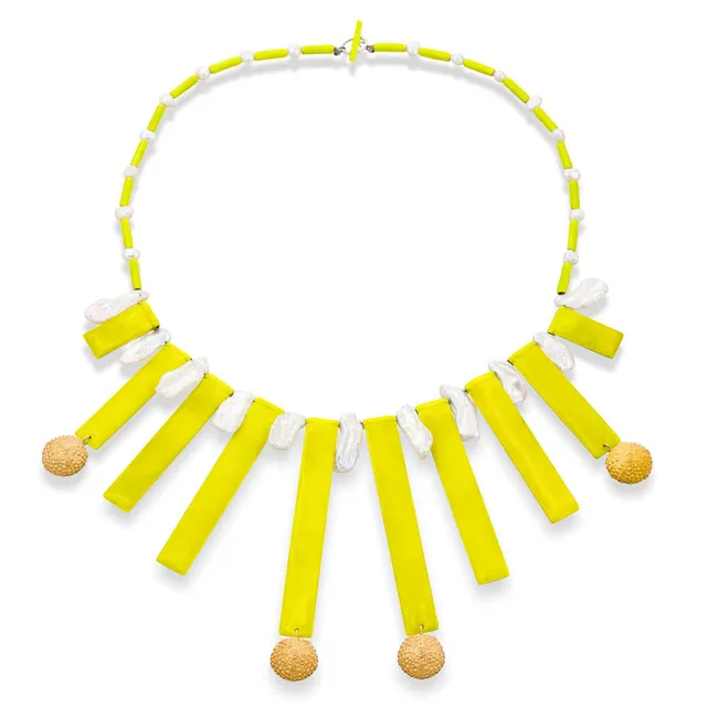 agapi-seastories-shell-symphony-collier-jaune-perles-dor image 1