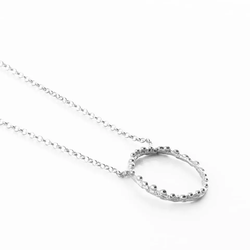 agapi-forestland-small-twig-hoop-with-dewdrops-collier-argent image 1