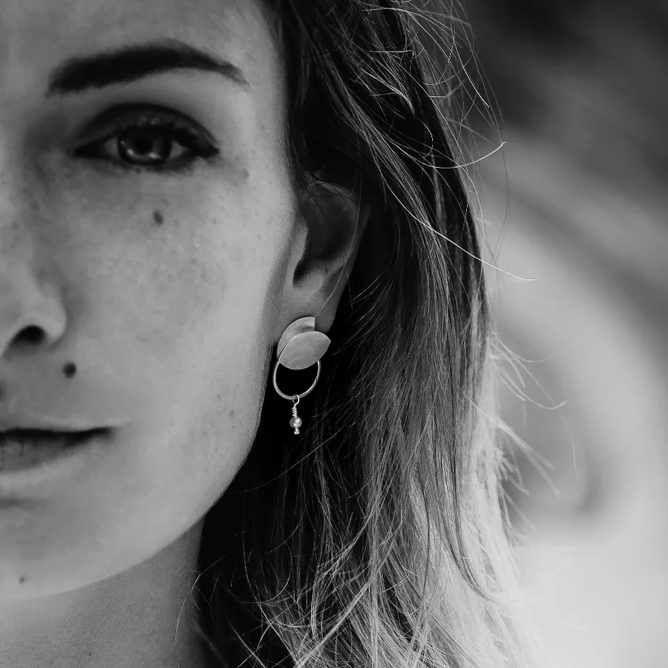 emmanuelle-hamet-dune-boucles-d-oreilles-perles-14-mm image 1
