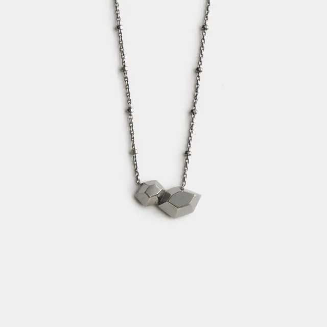 agapi-diamonds-dreams-repeated-dream-collier-rhodium-noir image 1