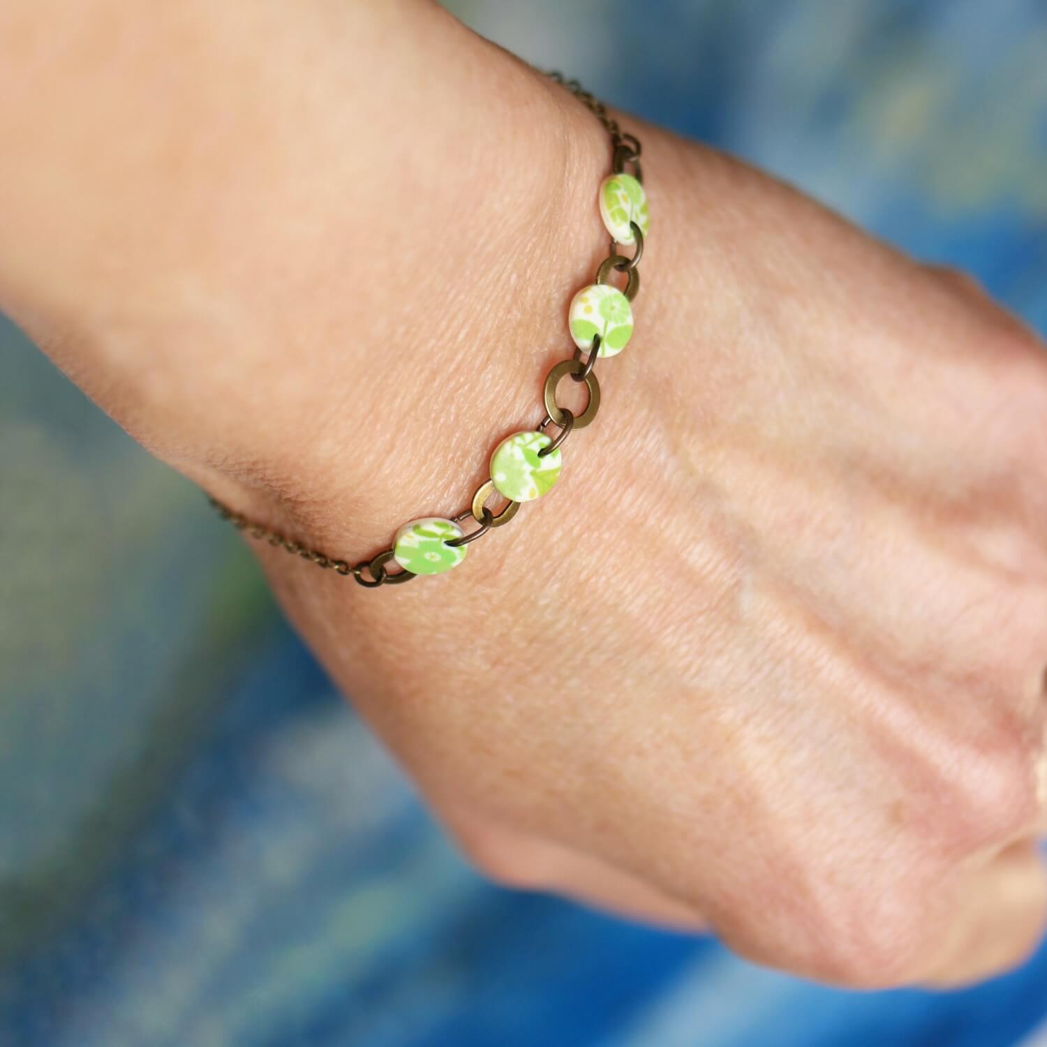 11prunes-doradille-bracelet-fin-cercles-laiton-vert-vif image 2