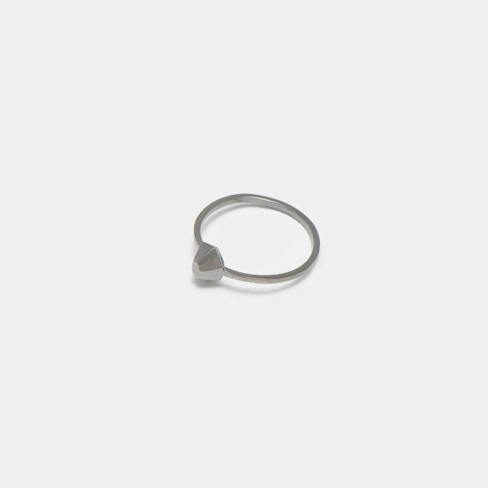 agapi-love-symbols-little-desire-bague-argent-rhodium-noir image 1