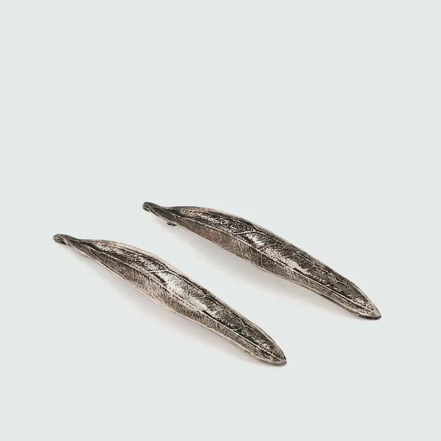agapi-olive-leaves-boucles-longues-noires-oxydation image 1