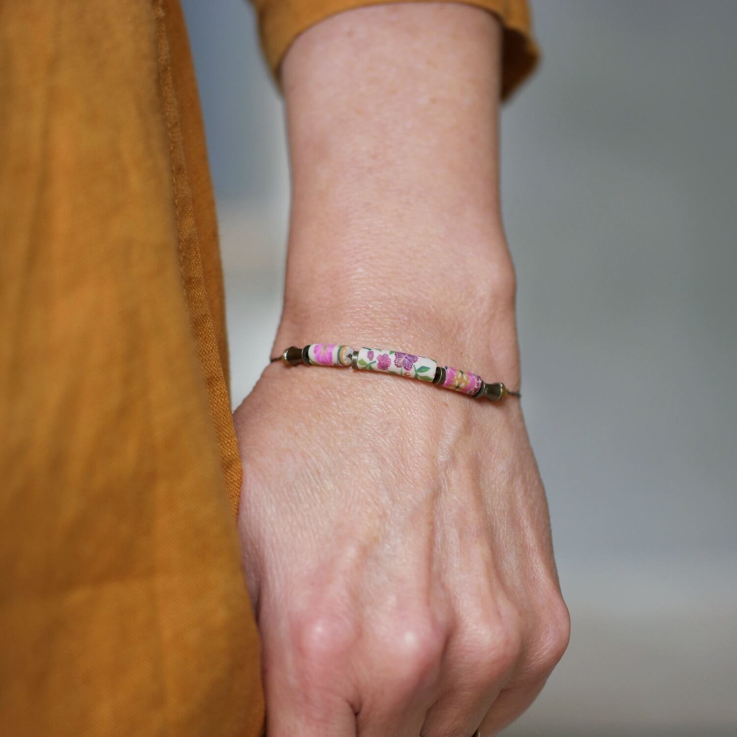 11prunes-solandra-bracelet-floral-indien-rose-laiton-bronze image 4