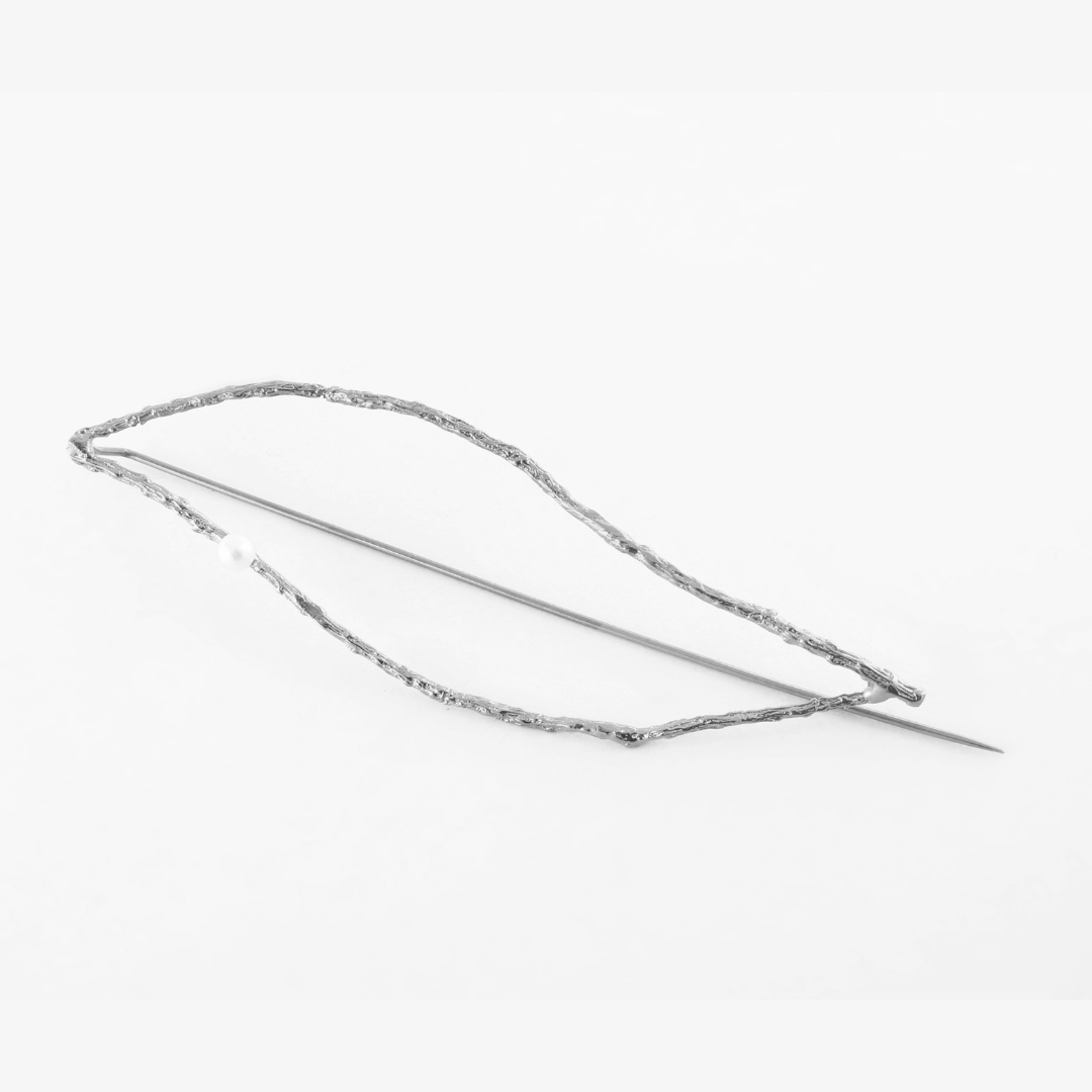 agapi-brooches-feuille-branchages-broche-argent-perle-eau-douce image 1