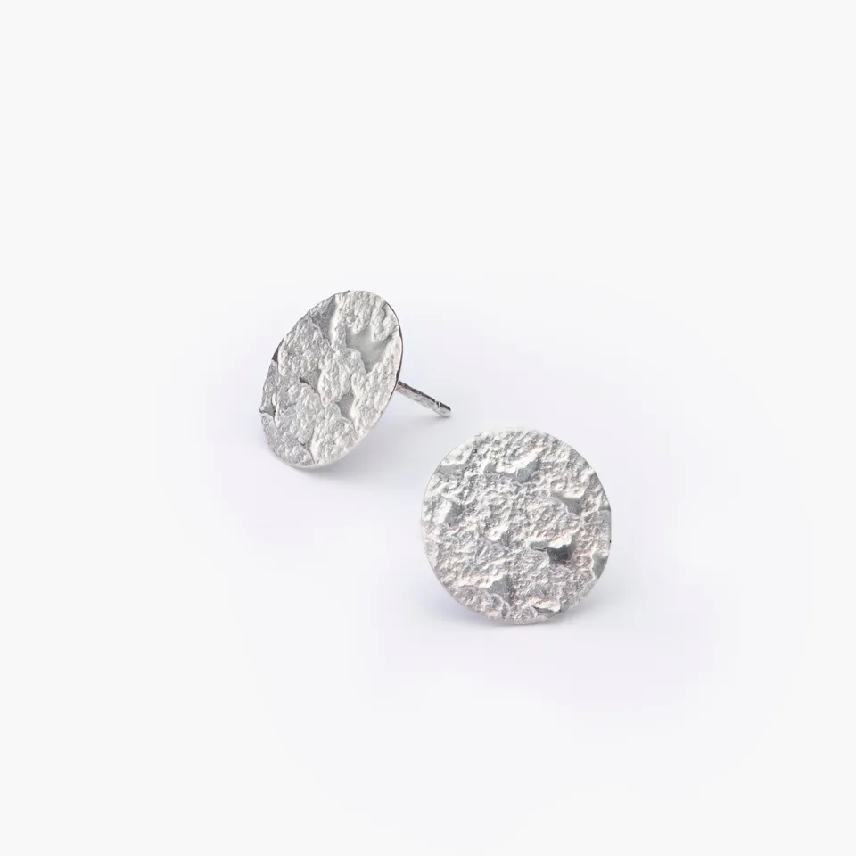 atelier-claire-marie-steinmetz-moon-puces-argent-925-noir-12-mm image 1