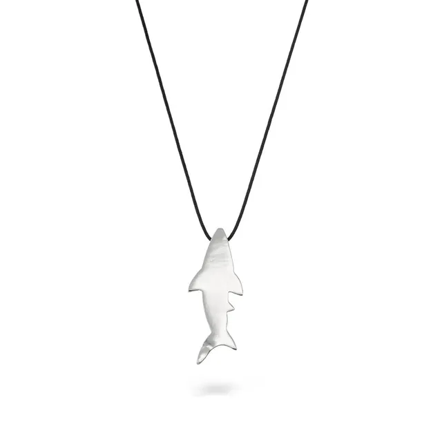 agapi-the-fish-shark-collier-cordon-charme-argent image 1