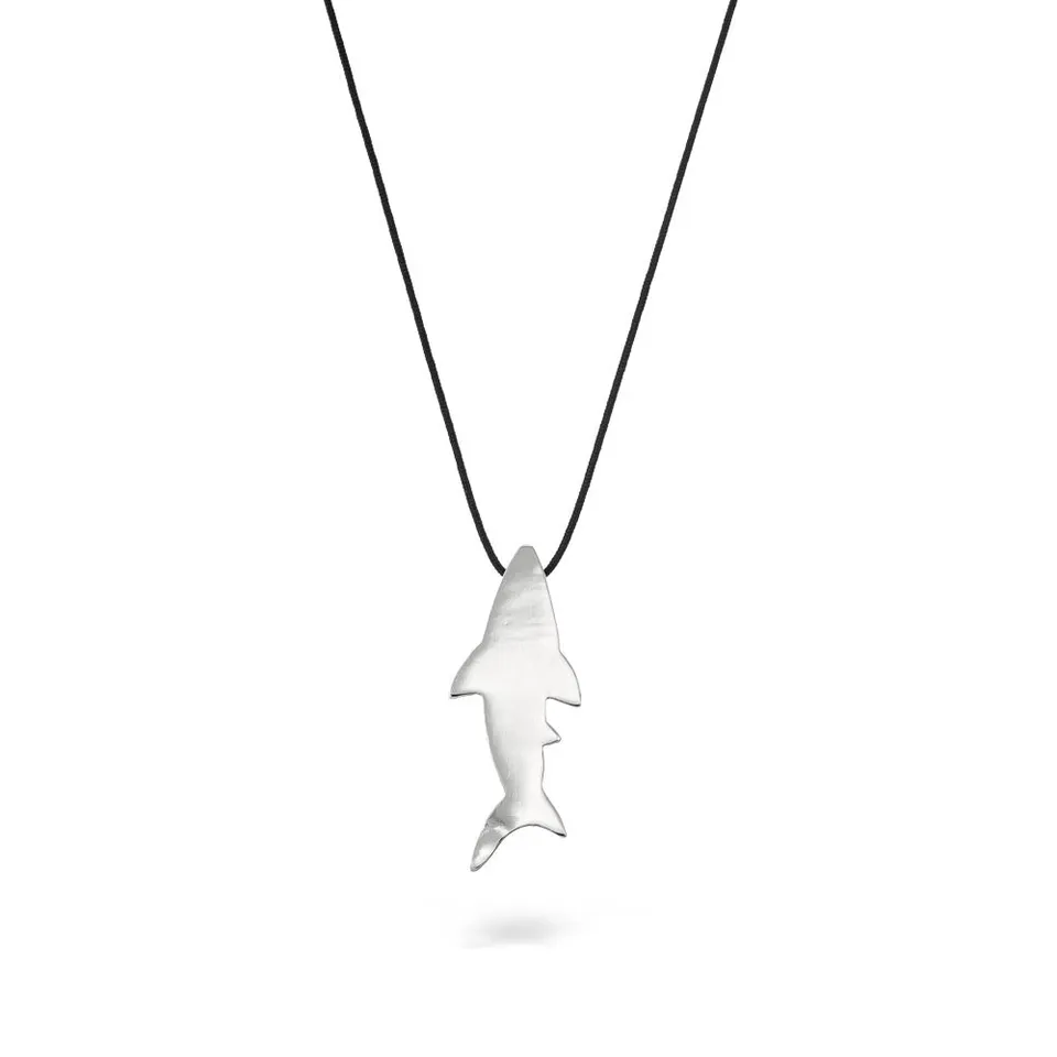 agapi-the-fish-shark-collier-cordon-charme-argent image 1