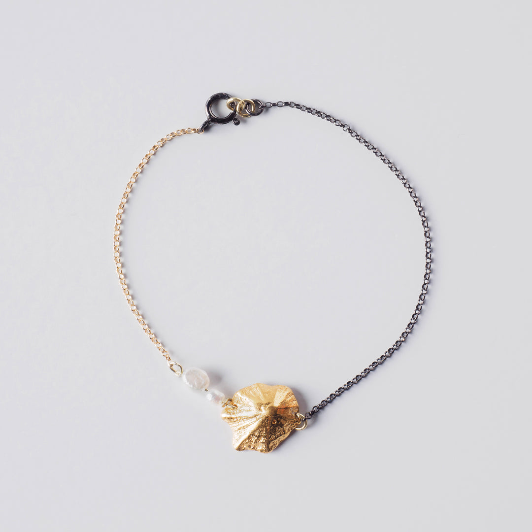 agapi-seastories-rock-limpet-bracelet-rhodium-noir-dor image 3