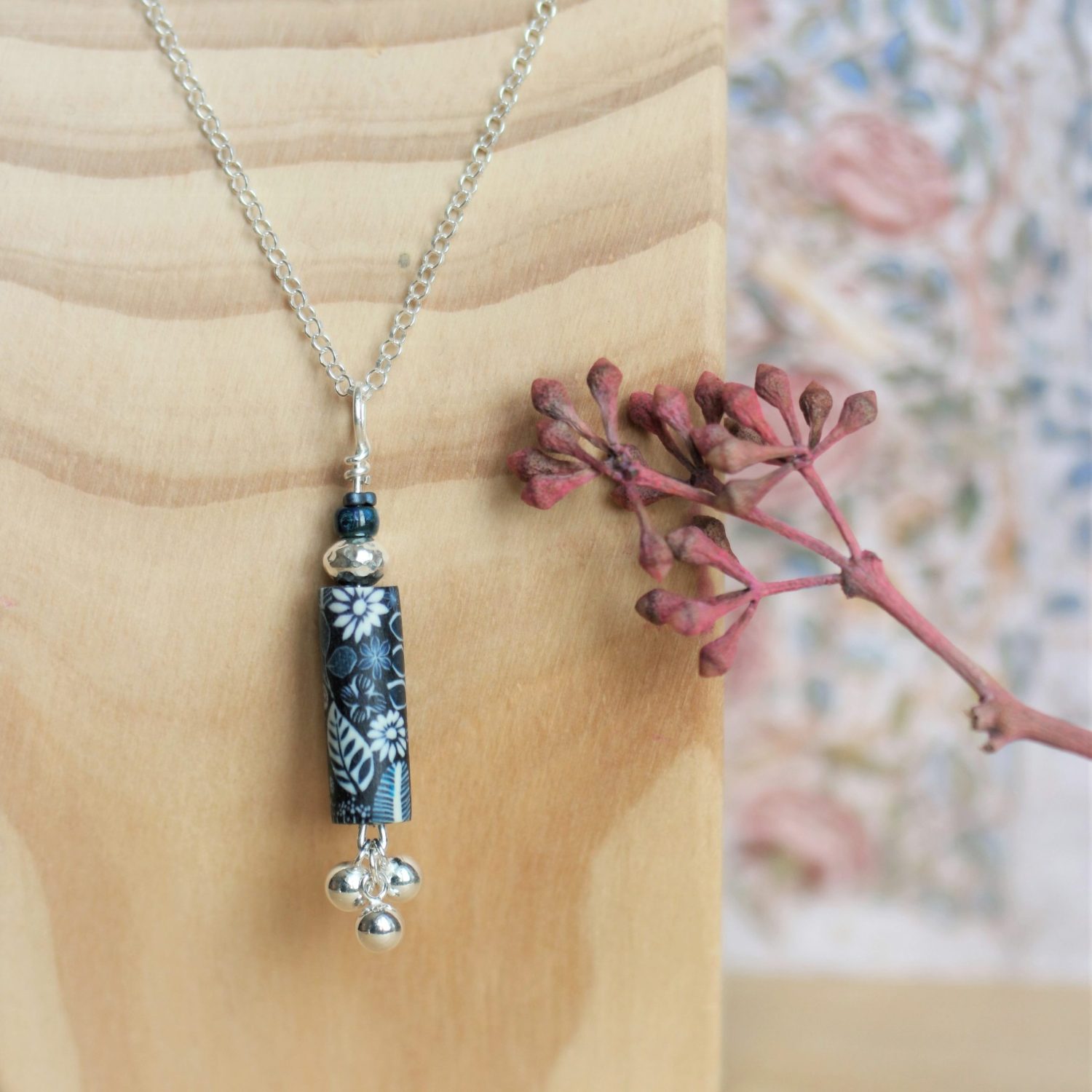 11prunes-hell-bore-sautoir-argent-925-bleu-nuit-floral image 2