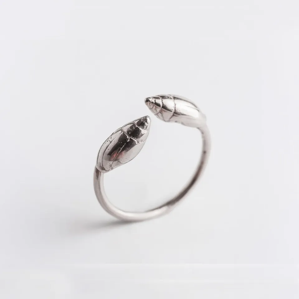 agapi-jewellery-seastories-bague-ajustable-coquillages-argent image 1