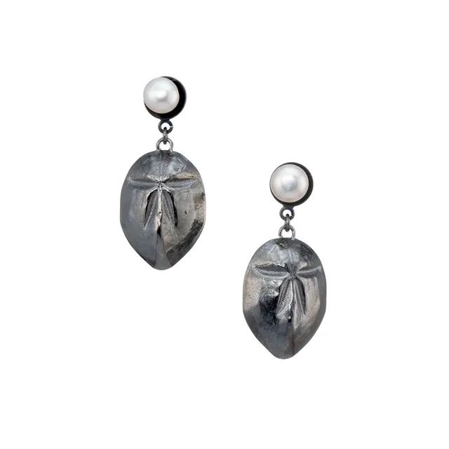 agapi-seastories-mellita-pendantes-rhodium-perle-oursin image 1