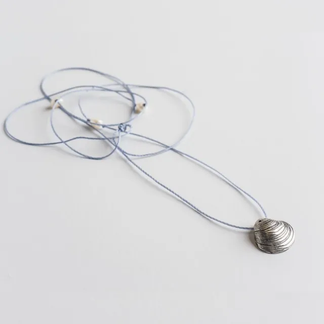 agapi-seastories-master-clam-collier-cordon-argent-925-oxydation-noire image 1