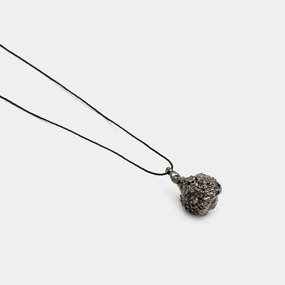 agapi-forestland-massif-acorn-collier-gland-rhodium-noir-r-glable image 1