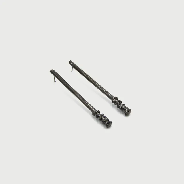 agapi-dropped-bubbles-long-line-boucles-d-oreilles-rhodium-noir image 1