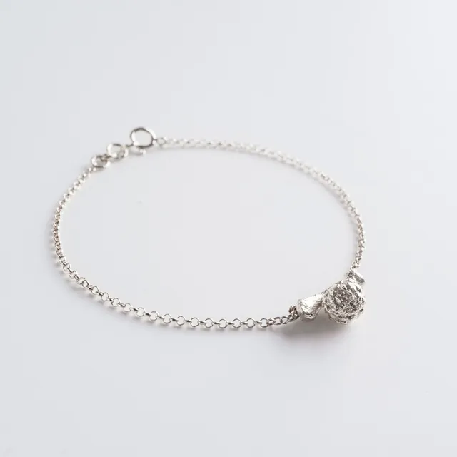 agapi-round-seed-bracelet-charm-graine-argent-925 image 1