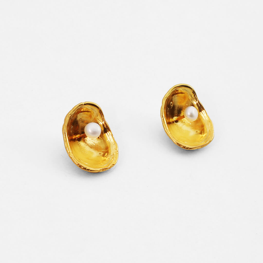 agapi-seastories-puces-d-oreilles-patelle-perle-dor-argent-925 image 3