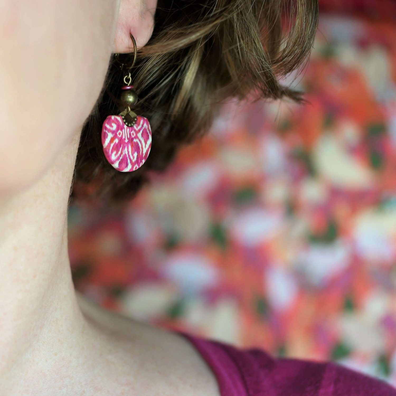 11prunes-nilufar-grandes-boucles-ikat-magenta-laiton image 2
