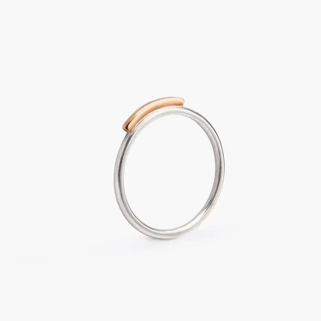 atelier-claire-marie-steinmetz-bagues-ros-e-bague-barrette-taille-52 image 1