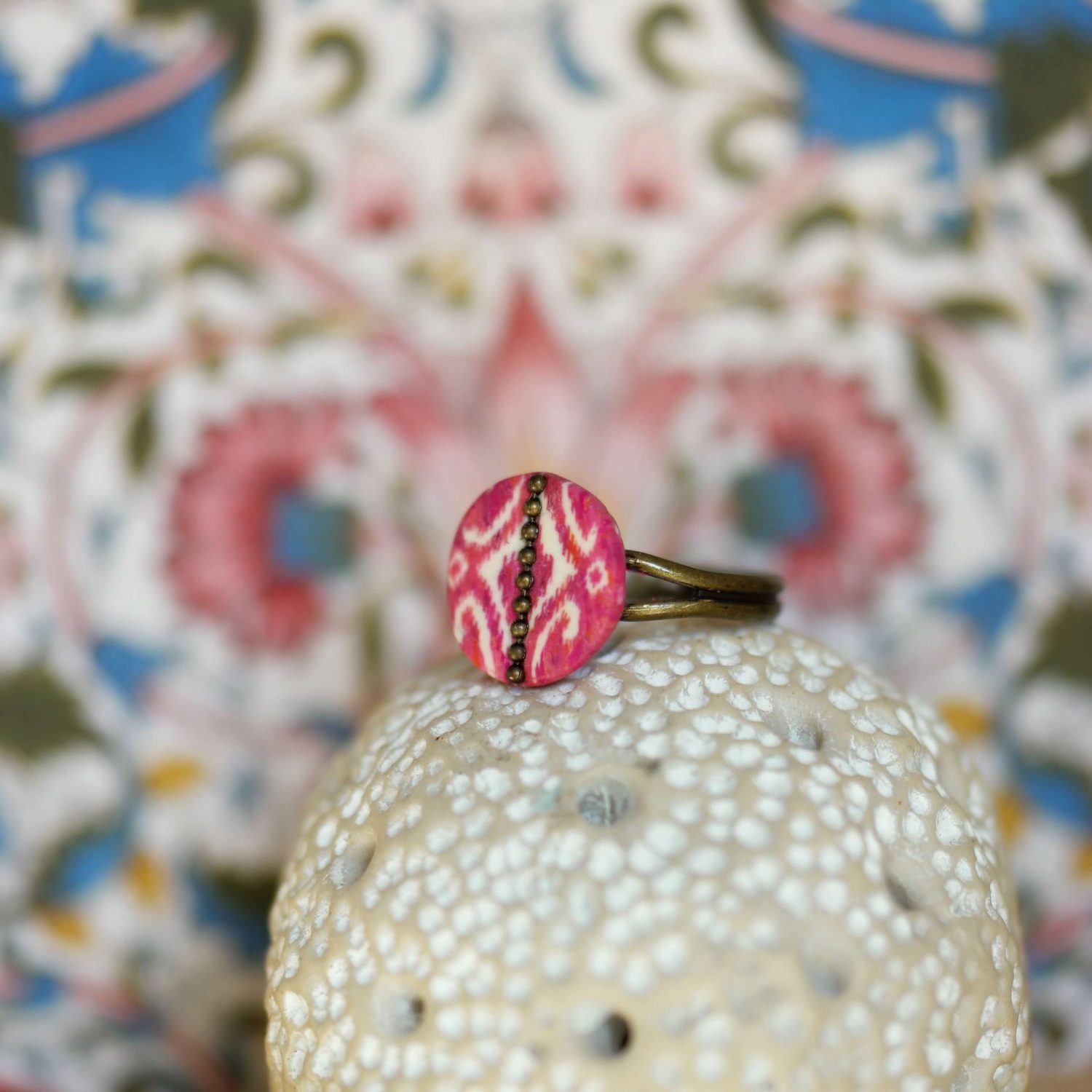 11prunes-nilufar-bague-ajustable-laiton-ikat-bleu-cabochon-rond image 5
