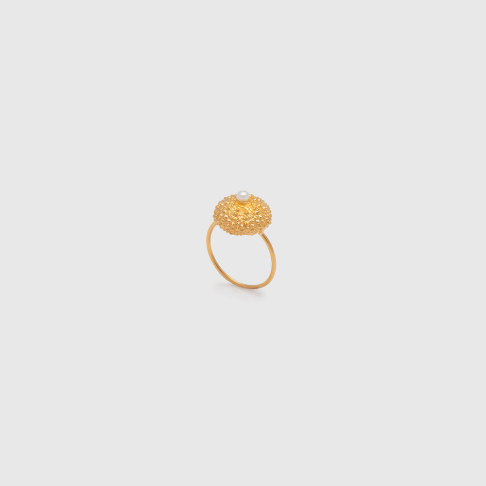 agapi-seastories-urchin-bague-perle-eau-douce-dor-e image 4