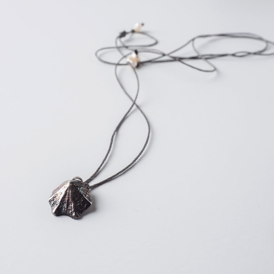 agapi-seastories-rock-limpet-collier-cordon-patine-rainbow image 1